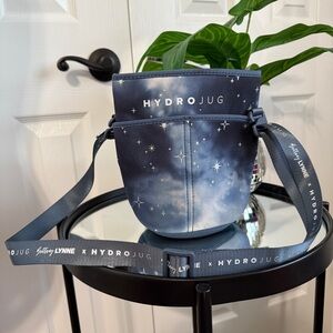HydroJug Brittany Lynne Sleeve